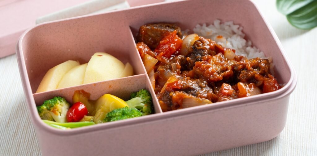 Top Meal Box Ideas for Engagement Parties and Family Gatherings