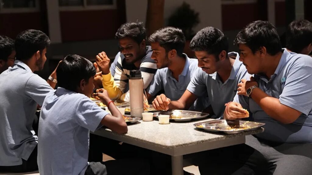 School Cafeteria Catering Mumbai